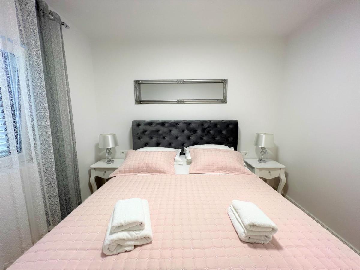 Apartment Макарска Экстерьер фото